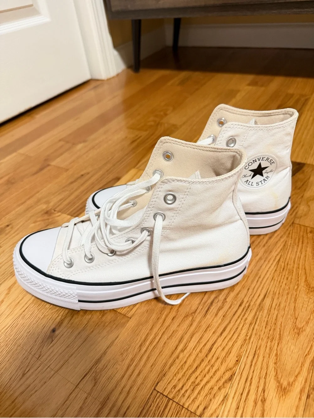 Converse Women's Chuck Taylor All Star Lift Platform Sneakers